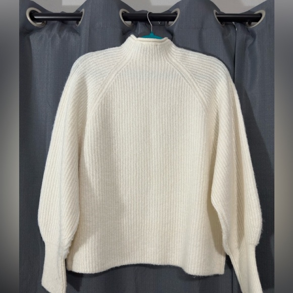 Express Knits Sweater - Picture 5 of 7